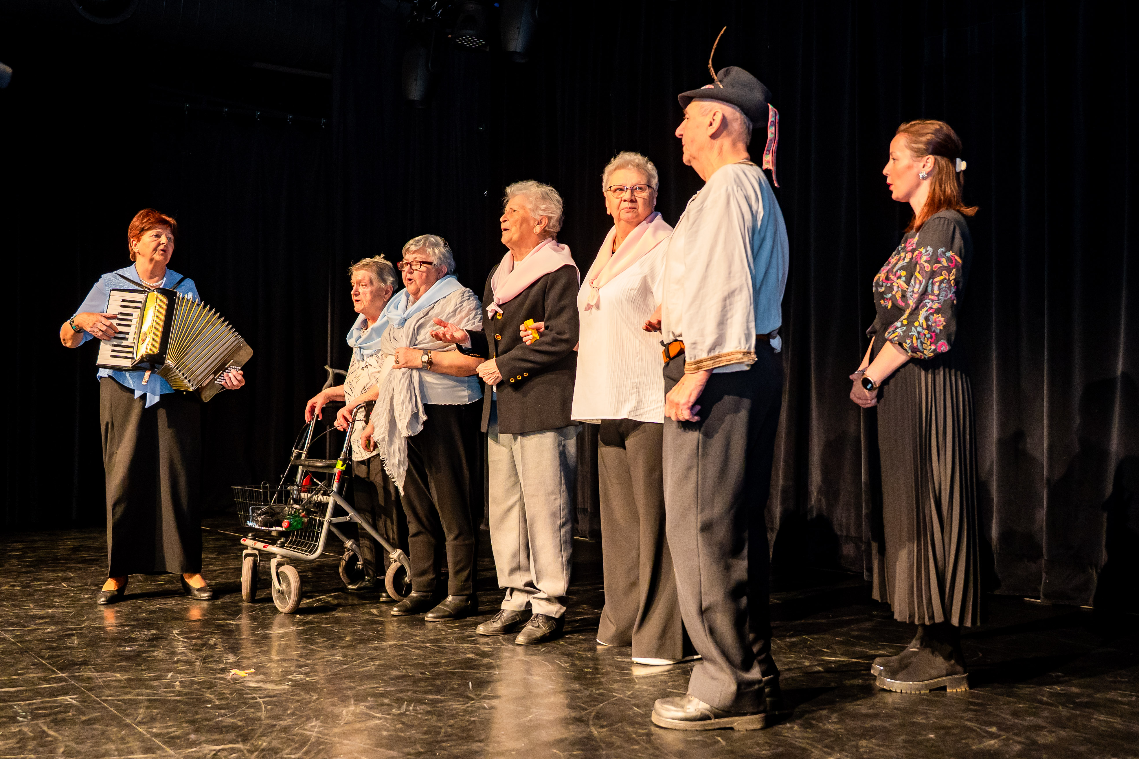 Vianocna seniorska hviezda -27